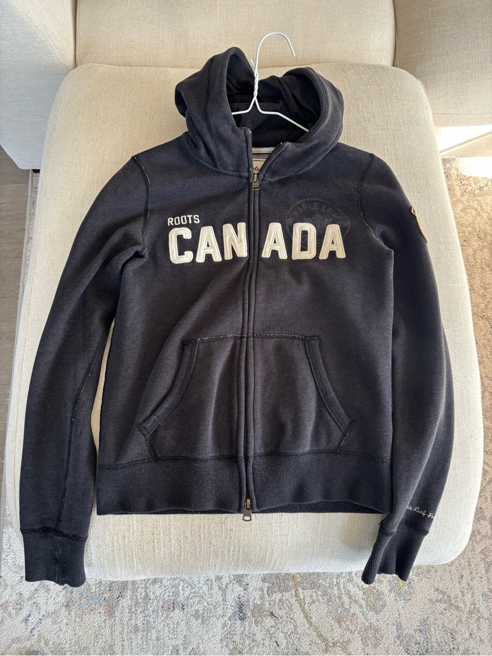 Roots Canada Maple Leaf Forever Zip Hoodie Size Small Unisex - Picture 2 of 15
